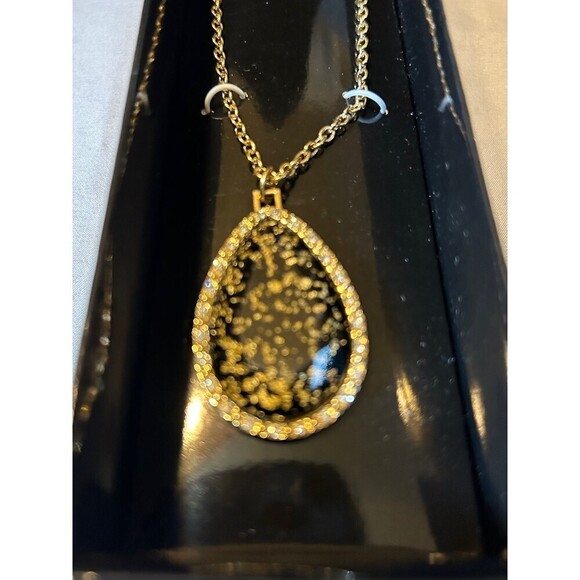 Jaclyn Smith Silver Tone Pendant Necklace - Picture 3 of 4
